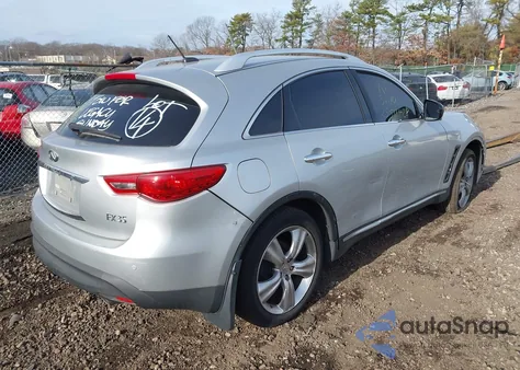 2009 Infiniti Fx35 z USA, uszkodzony, nr VIN JNRAS18W19M159256